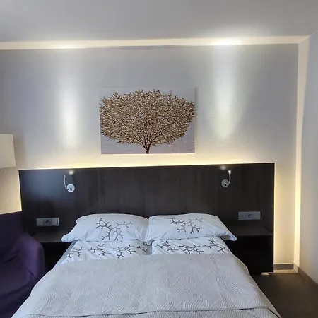 In Modern Center Of Apartamento