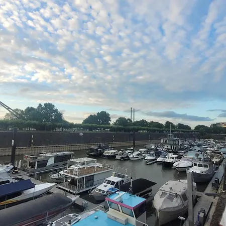 Appartamento In Modern Center Of Düsseldorf