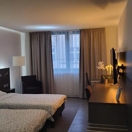 In Modern Center Of Apartment Dusseldorf